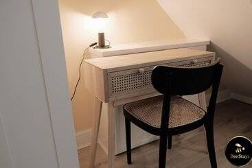 اقامتگاه Pickmere House  An Oasis Near Town Centre