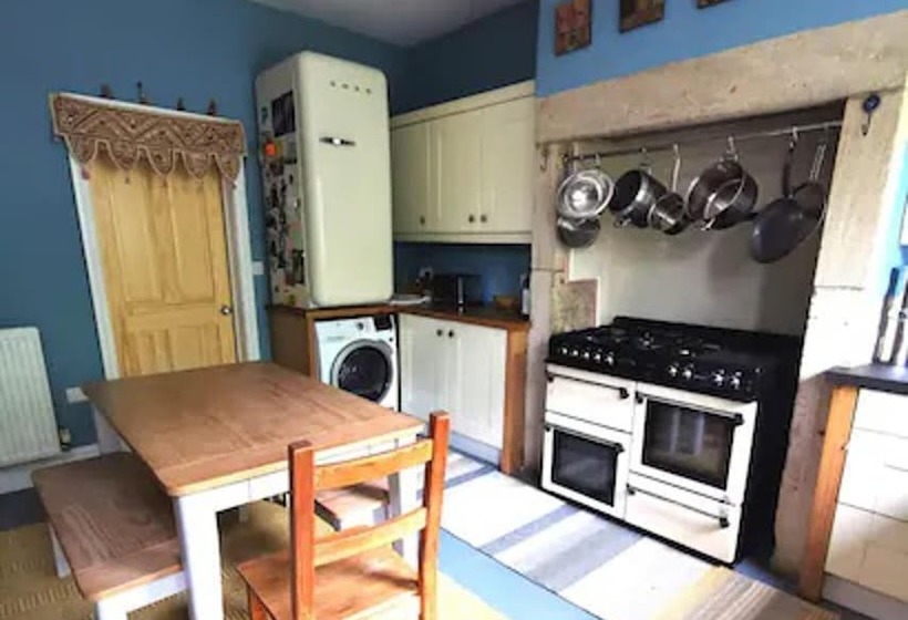 إقامة Spacious Riverside Home, 3 Bedrooms, Hebden Bridge