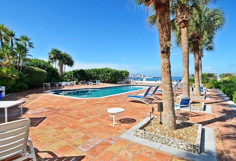 Sundown Refuge By Avantstay Great Location W/ Patio, Outdoor Dining, Bbq & Shared Pool! Week Long St