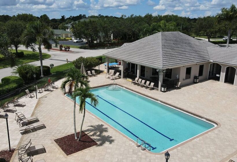 2291 Granby Dr