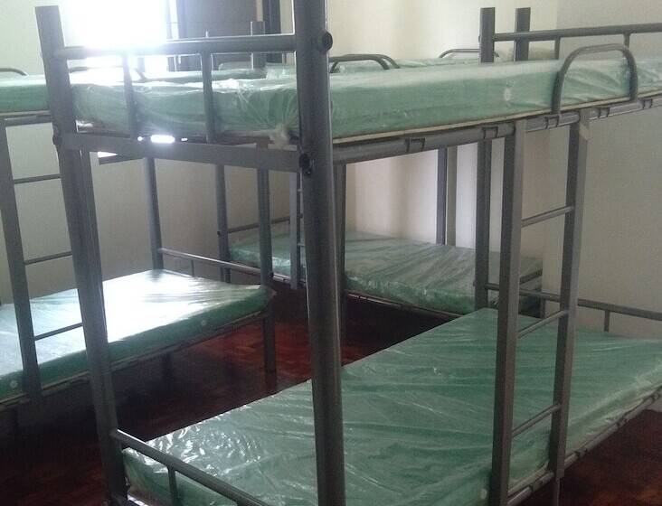 הוסטל Mang Ben Dormitory Pasay