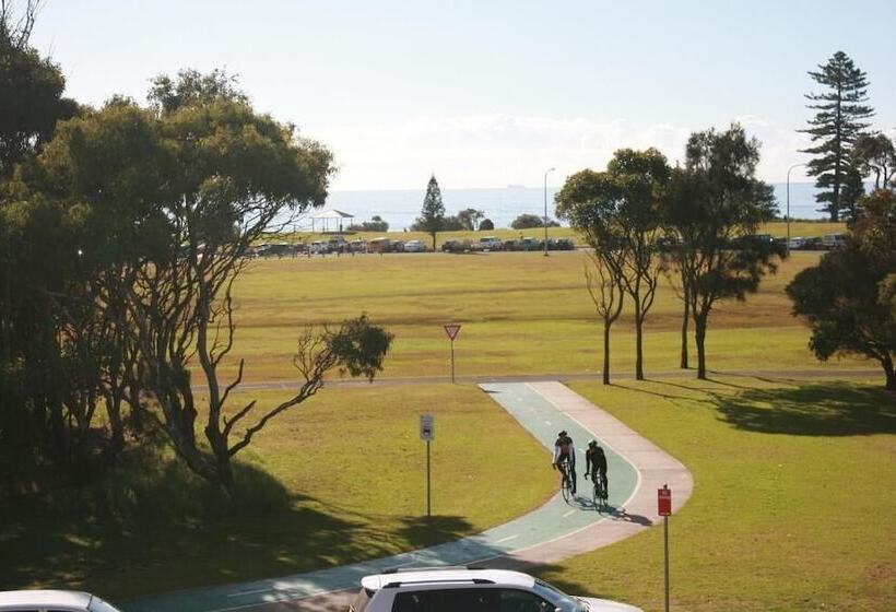 Beach Park Motel