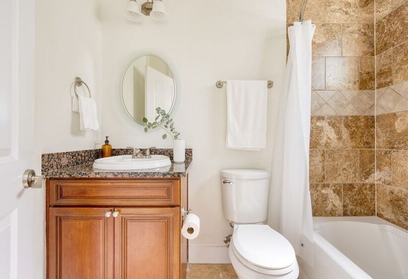 Bellview By Avantstay Gorgeous Home W/ Multiple Balconies & Living Areas