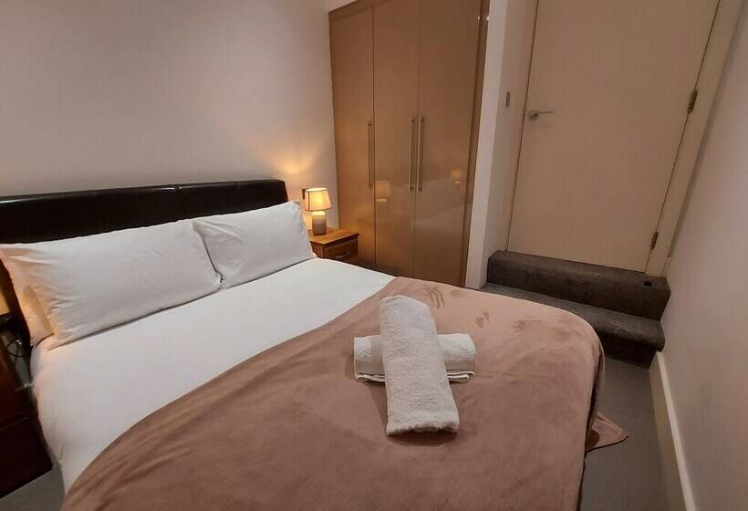 Feel At Home Nottingham