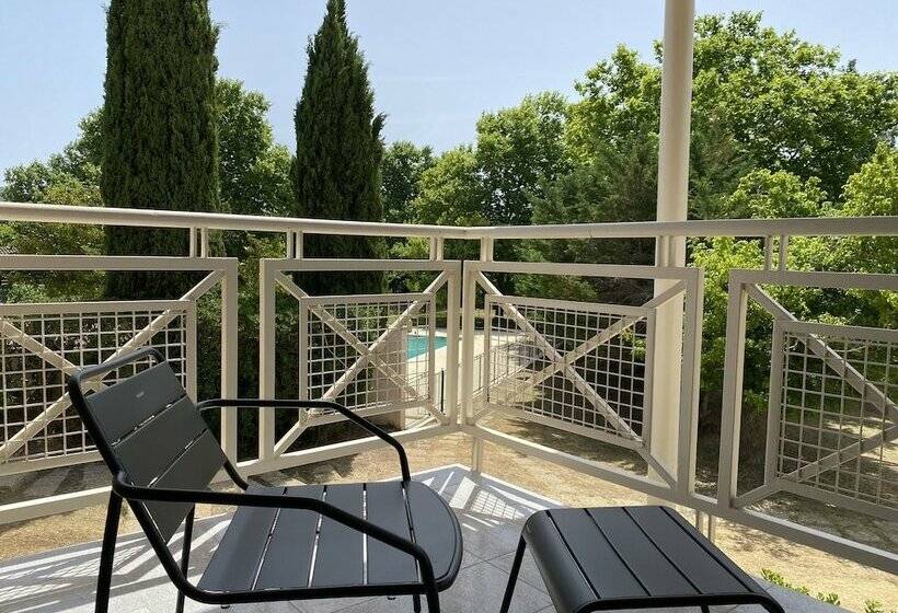 Отель Domaine De La Reynaude