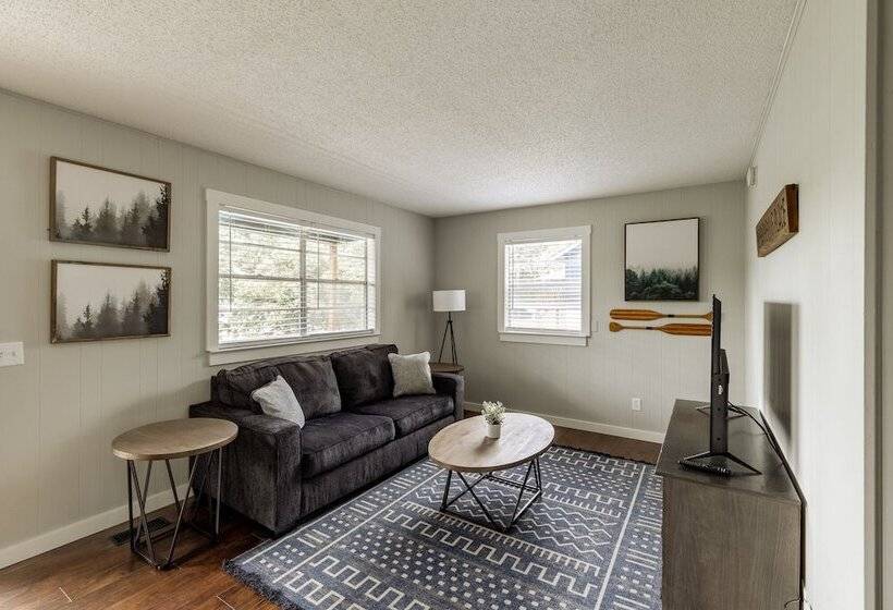 هتل Kimberling Cove H21