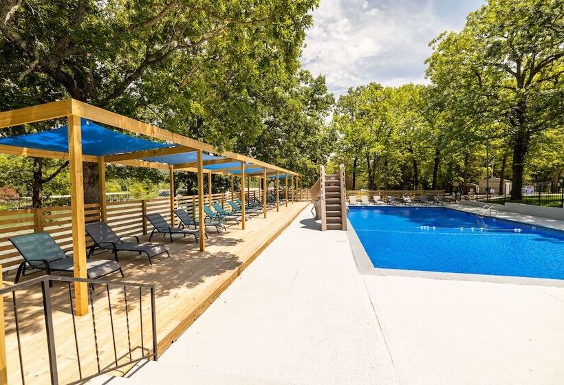 هتل Kimberling Cove H22