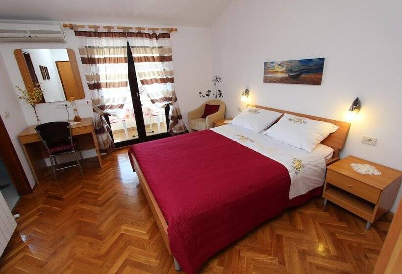 هتل Lea Double Room With Balcony