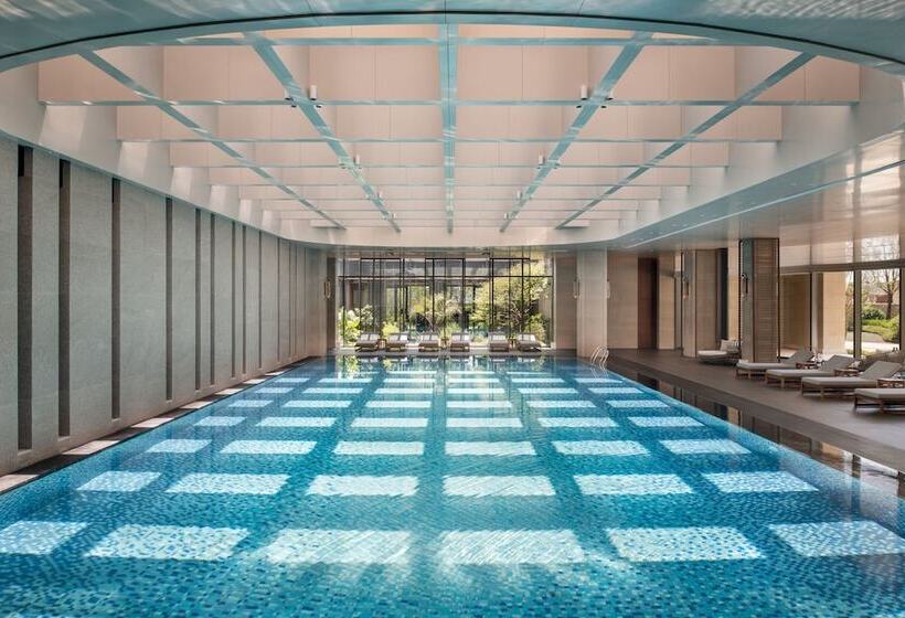 هتل Sheraton Ningbo Xiangshan Resort