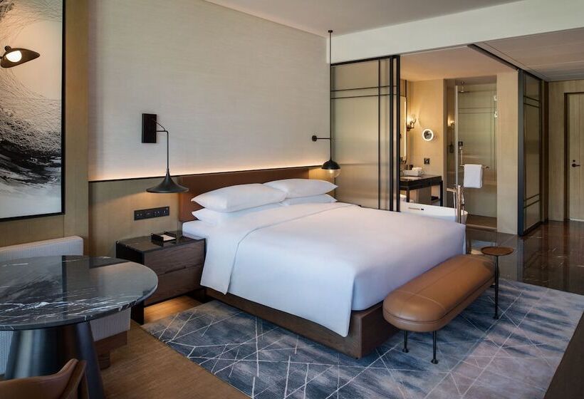 هتل Sheraton Ningbo Xiangshan Resort