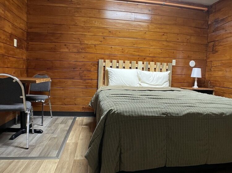 هتل Soldotna Lodge