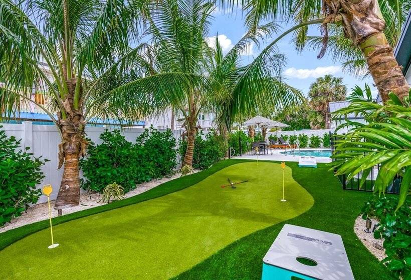 בית מלון כפרי The Retreat At Anna Maria Island Inn