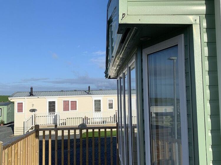 Immaculate 2 Bed Lodge In Monreith