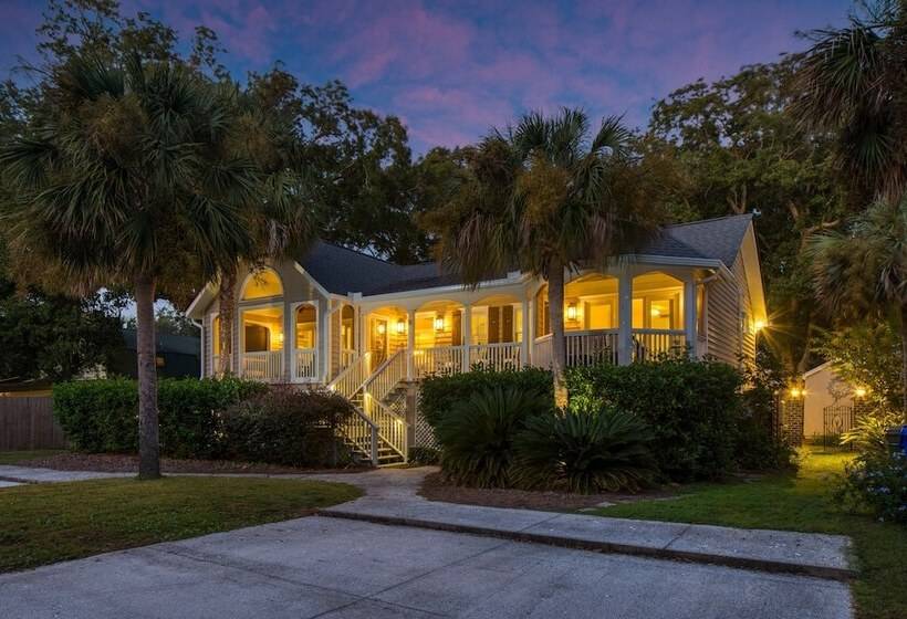 Palmetto By Avantstay Gorgeous Character Home W/ Pool, Sun Room & Pool Table!