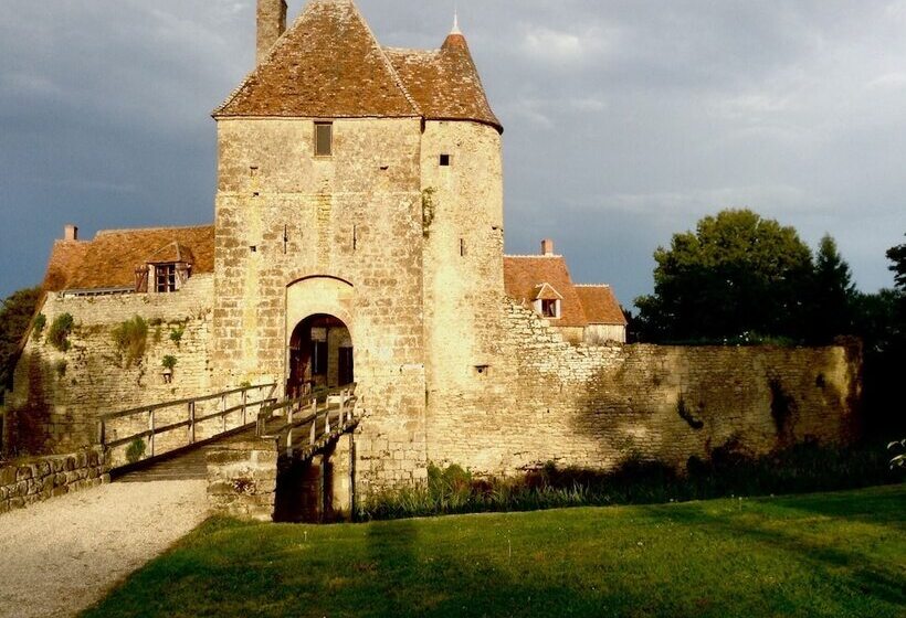ペンション Château La Grand Cour