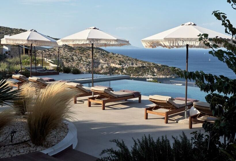 پانسیون Rebek Luxury Villas & Suites