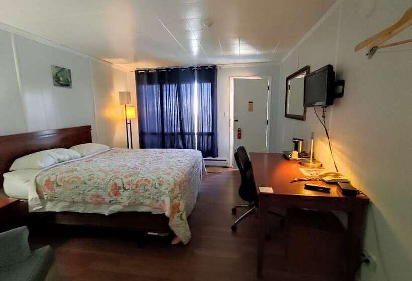 Regal Motel