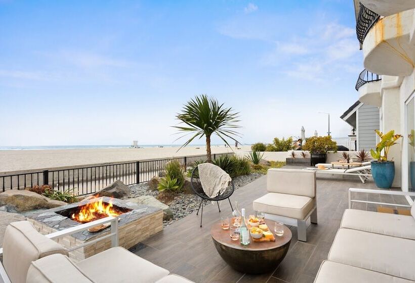 Shoreline By Avantstay Spectacular Beachfront Home W/ Fire Pit, Spa & Pool Table