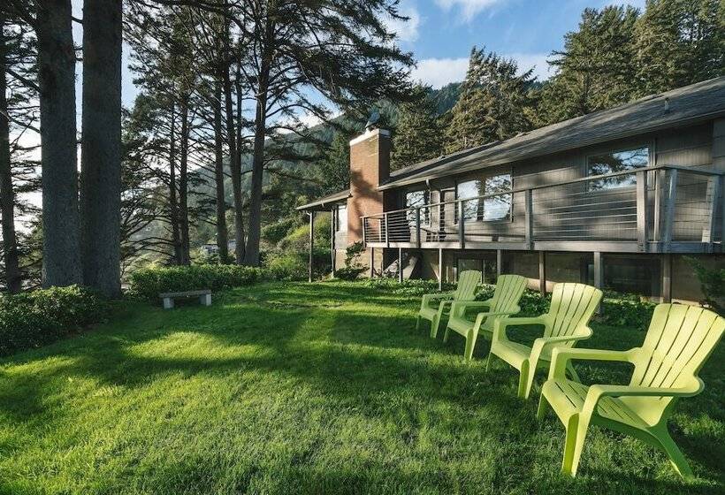 The Purcell House By Avantstay Surrounded In Lush Greenery W/ Large Yard & Ocean Views