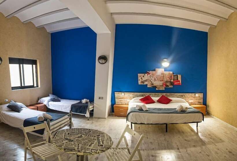 هاستل Casa Del Cigroner