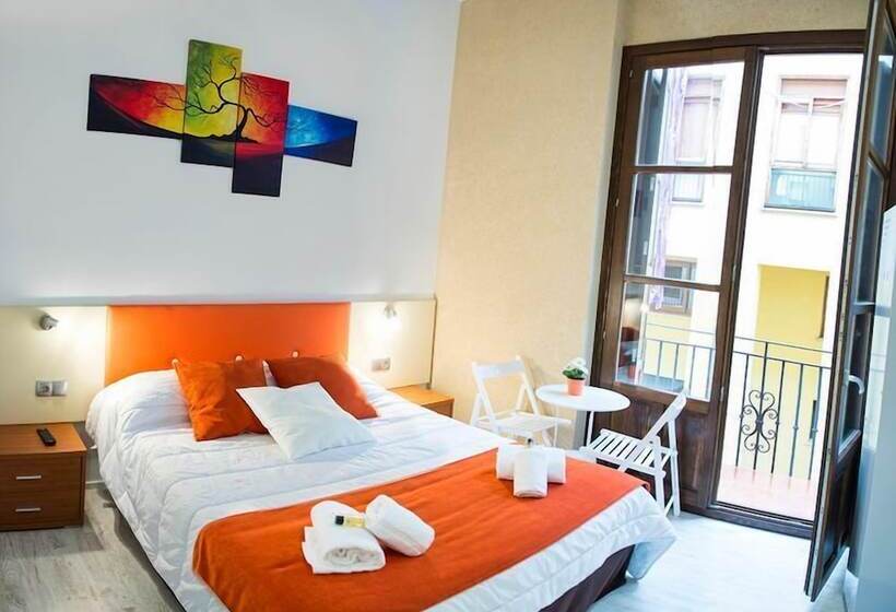 هاستل Casa Del Cigroner