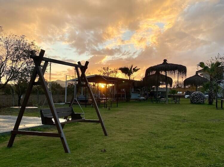 مبيت وإفطار Albizia Boutique