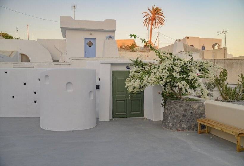 تختخواب و صبحانه Elements Cave Suites