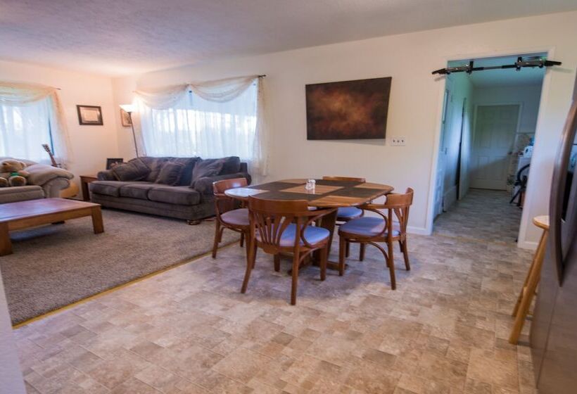 Bed and Breakfast Big Island Getaway