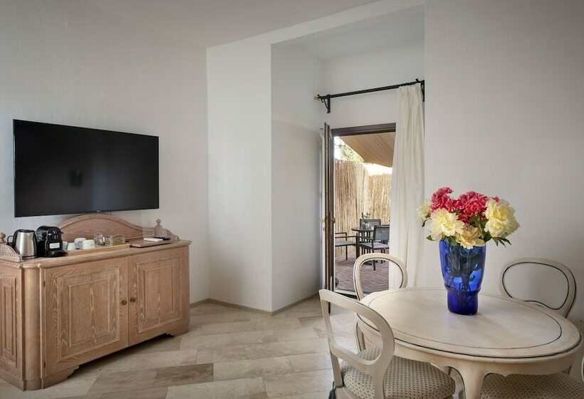 تختخواب و صبحانه Iconic Luxury Suite