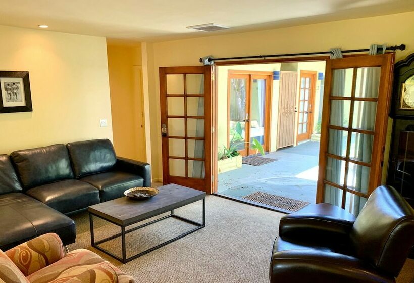 בית מלון כפרי Atrium Palm Springs   Gay Men S Resort