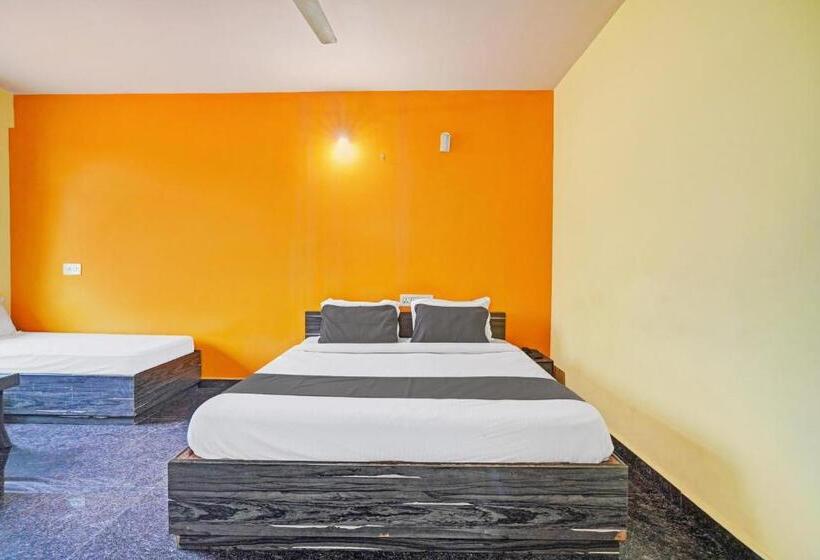 בית מלון כפרי Super Collection O Coorg