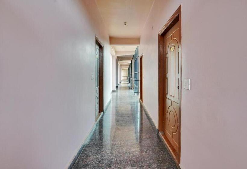 בית מלון כפרי Super Collection O Coorg