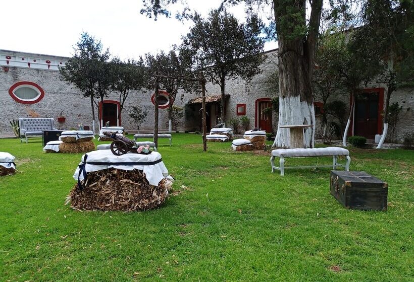 فندق Hacienda Santiago Texmelucan