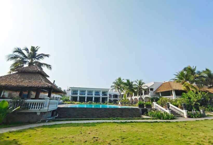 هتل Lagoon Sarovar Premiere Resort, Pondicherry