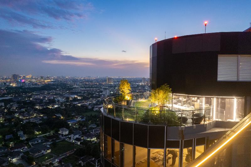 هتل Oakwood Suites Tiwanon Bangkok