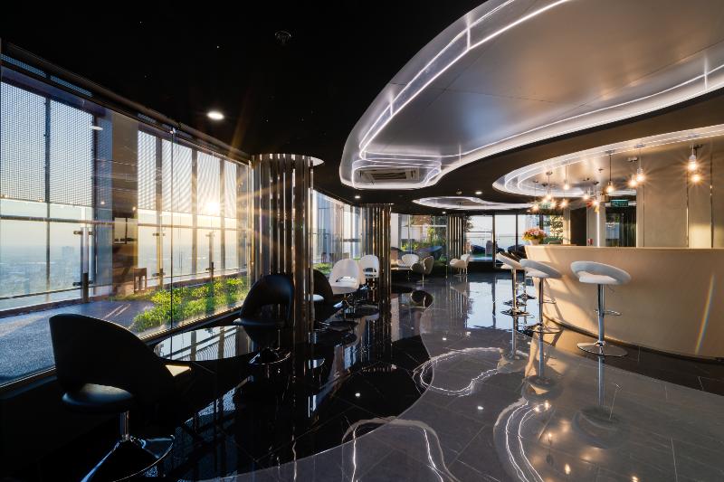 هتل Oakwood Suites Tiwanon Bangkok