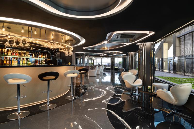 هتل Oakwood Suites Tiwanon Bangkok