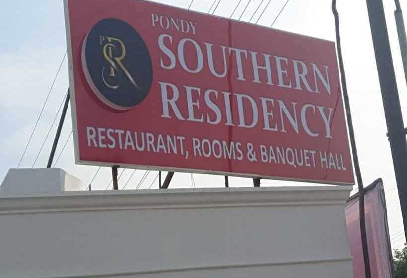 هتل Pondy Southern Residency