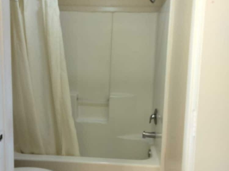 מוטל Pharr Executive Inn