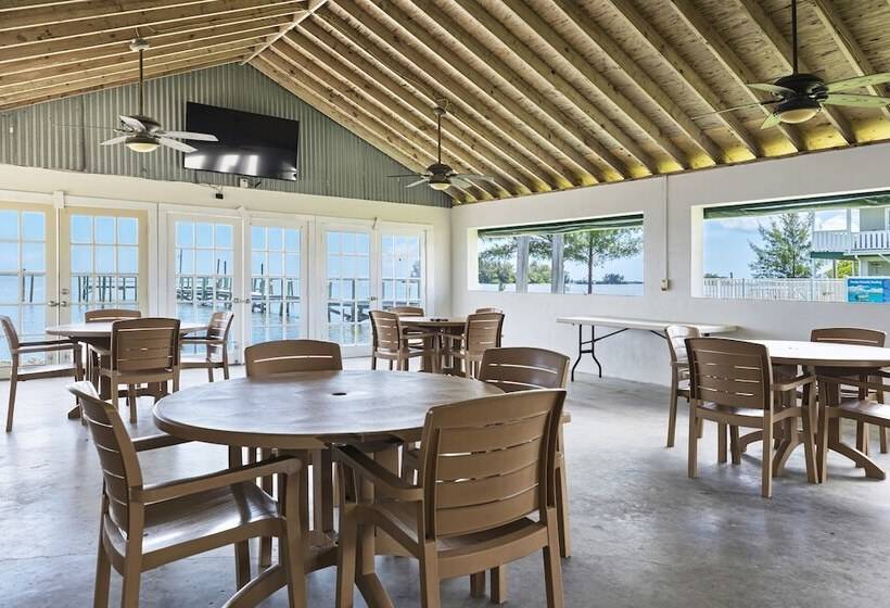 فندق على الطريق The Sportsman S Lodge & Marina