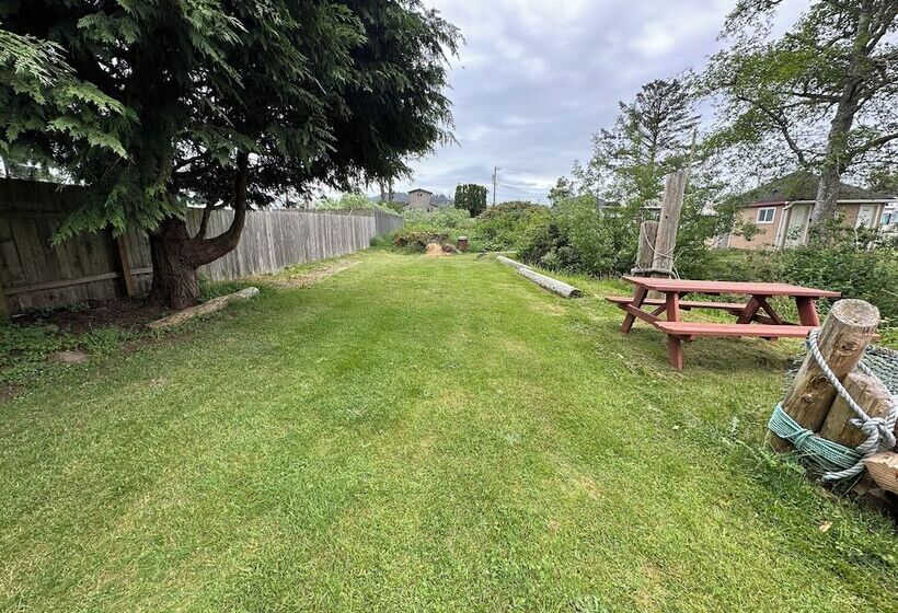 Raines Resort Cabins & Rv