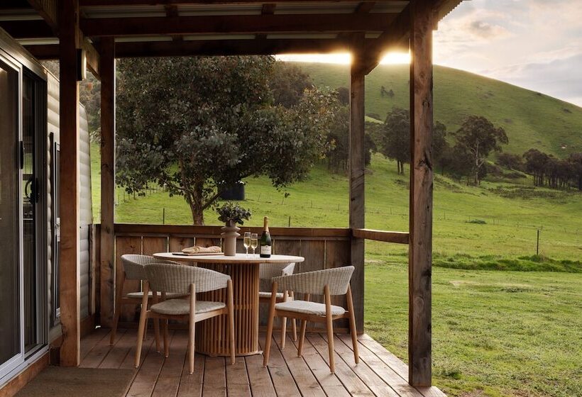 אתר נופש The Village Green Glampervans