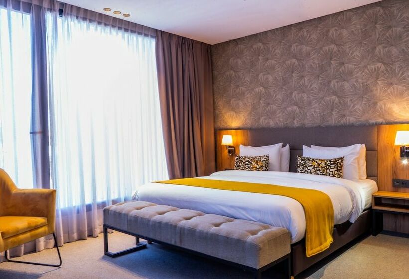 هاستل Urban Hotel And Spa
