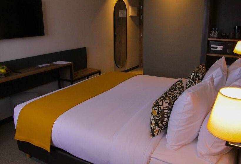 هاستل Urban Hotel And Spa