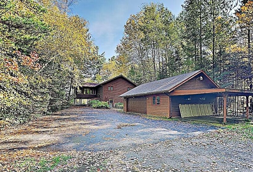 Beaver Bay Lodge