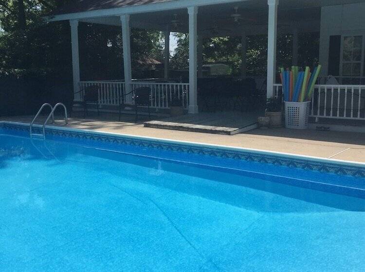 مبيت وإفطار Huffman Manor Inn