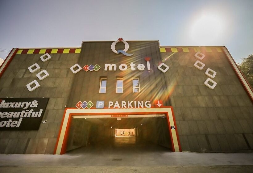 Chilgok Q Motel