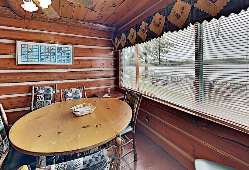Grand Pines Cabin Number 2