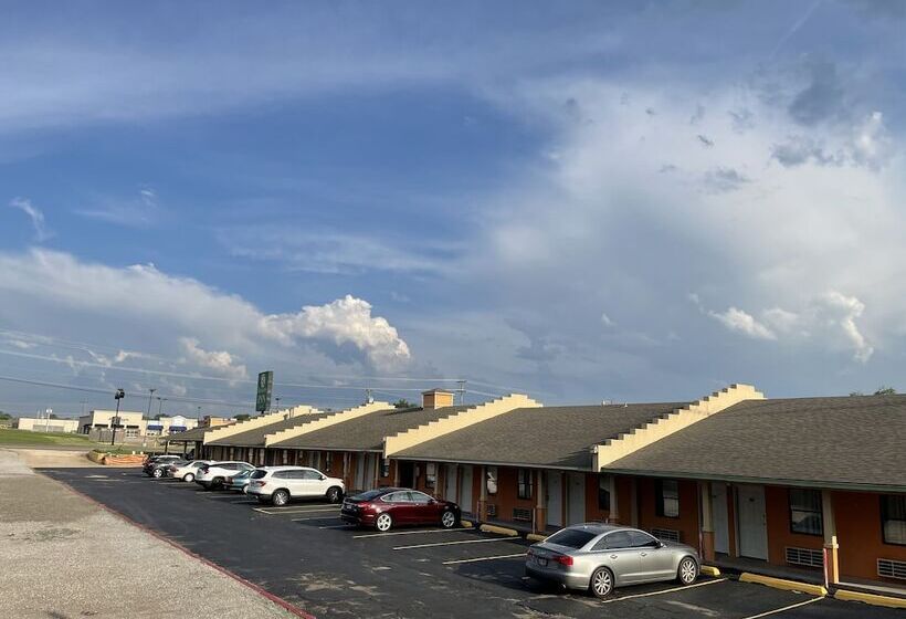 ホテル Executive Inn Of Purcell