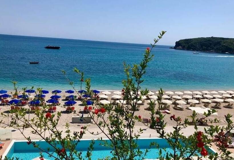 Отель Ionion Beach Resort